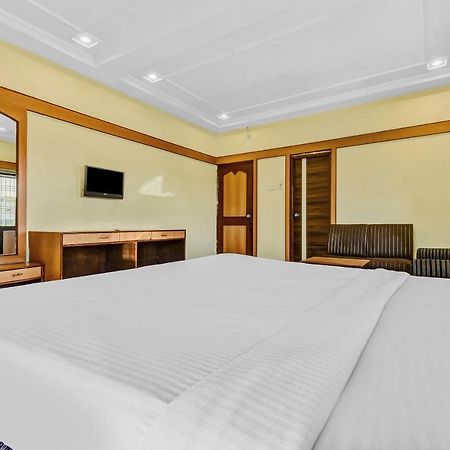 Collection O 80110 Shangrila Rivera Execitive Aurangabad  Buitenkant foto