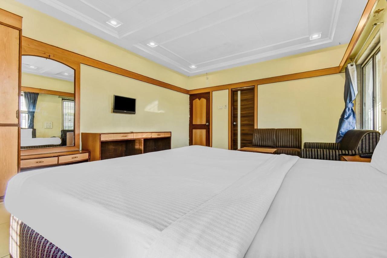 Collection O 80110 Shangrila Rivera Execitive Aurangabad  Buitenkant foto