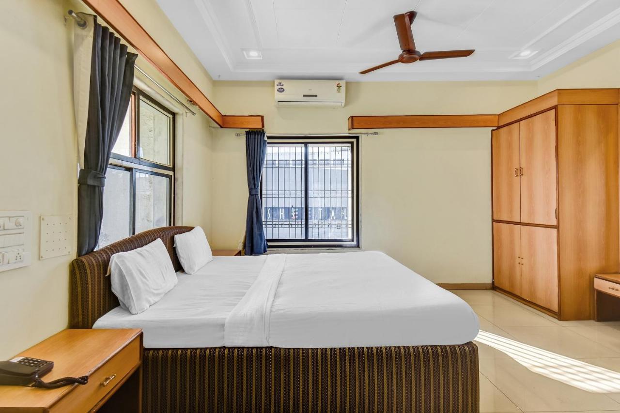 Collection O 80110 Shangrila Rivera Execitive Aurangabad  Buitenkant foto
