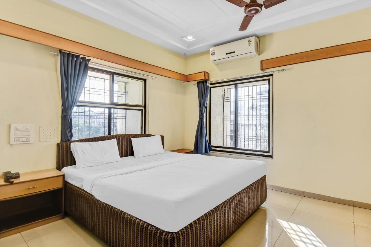 Collection O 80110 Shangrila Rivera Execitive Aurangabad  Buitenkant foto