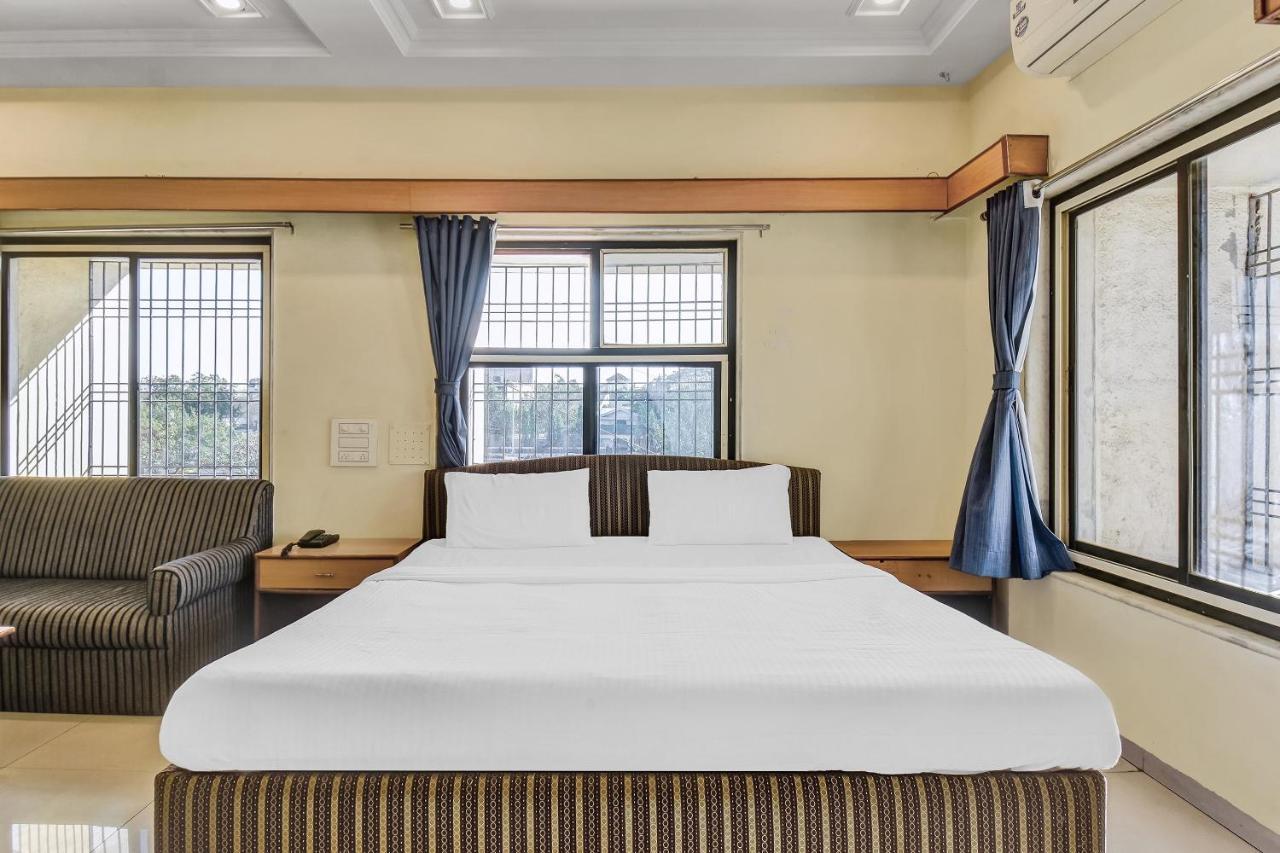 Collection O 80110 Shangrila Rivera Execitive Aurangabad  Buitenkant foto